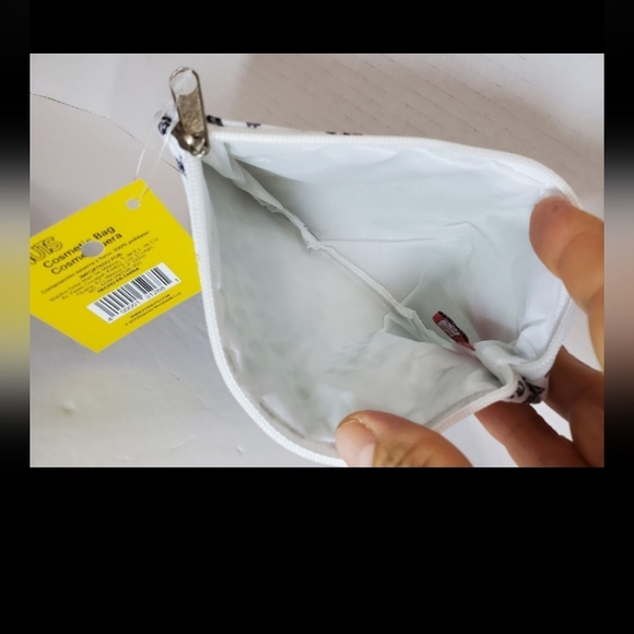 Peanuts Snoopy & Woodstock Makeup Toiletry Pouch Bag Case New - Picture 3 of 10